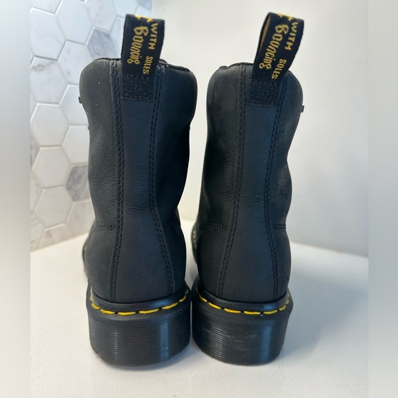 Dr. Martens 1460 Waterproof Drywair Black Lace Up Doc Boots Women’s Size 6 NWOB - Picture 3 of 9